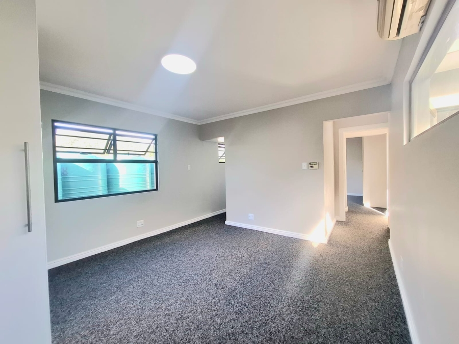 6 Bedroom Property for Sale in Dorchester Heights Eastern Cape